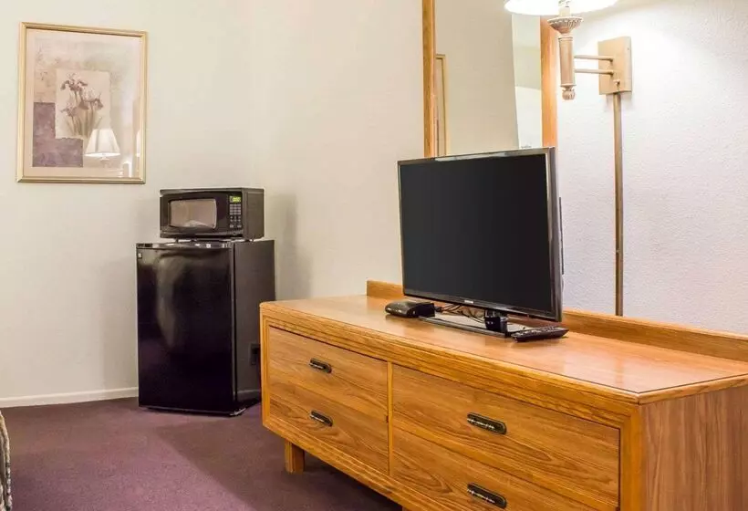 فندق Rodeway Inn Silver Creek Inn