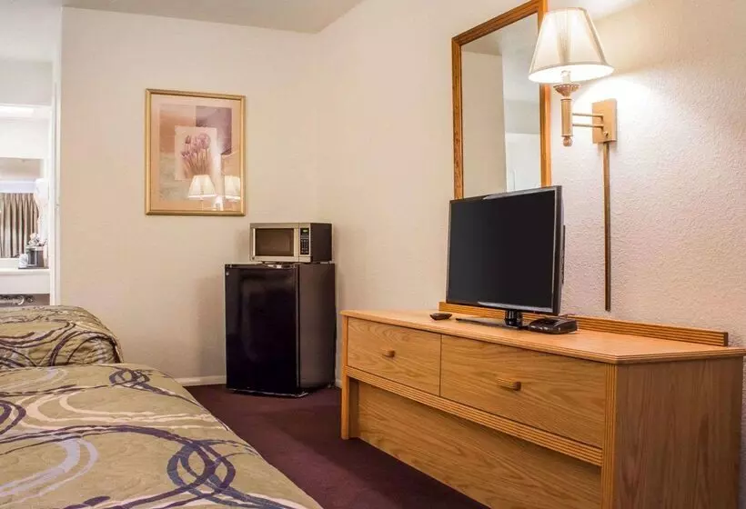 酒店 Rodeway Inn Silver Creek Inn