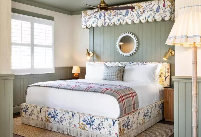 ホテル Le Petit Pali At 8th Ave