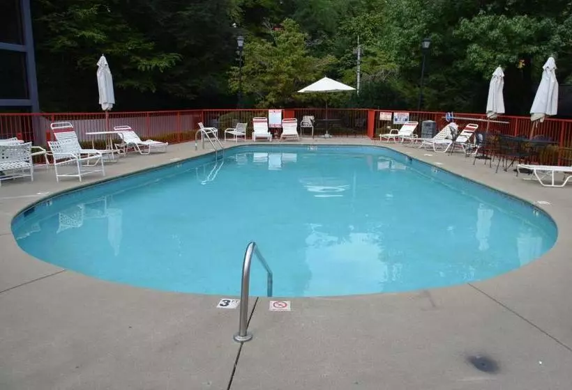 호텔 Zoders Inn And Suites