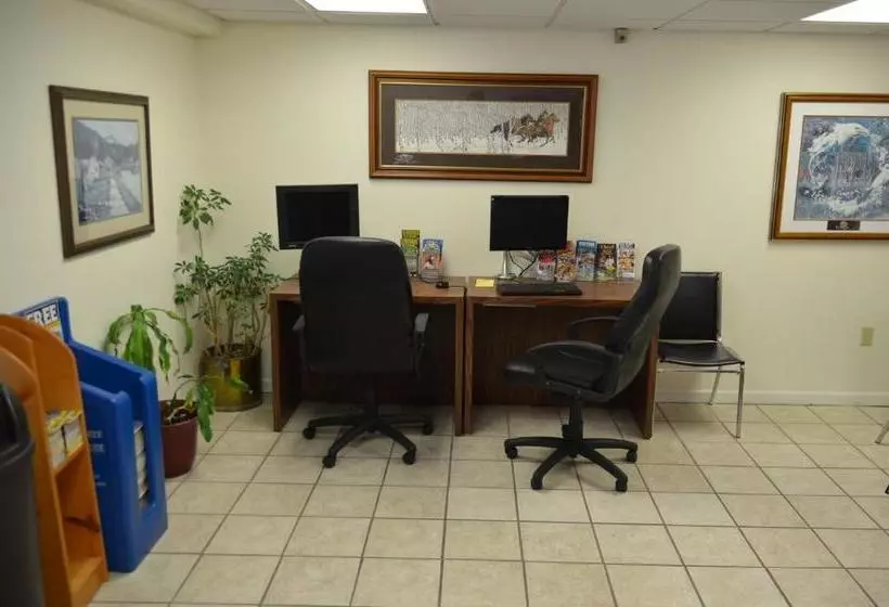 호텔 Zoders Inn And Suites