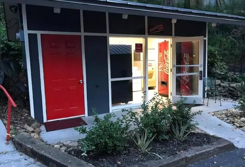 호텔 Zoders Inn And Suites