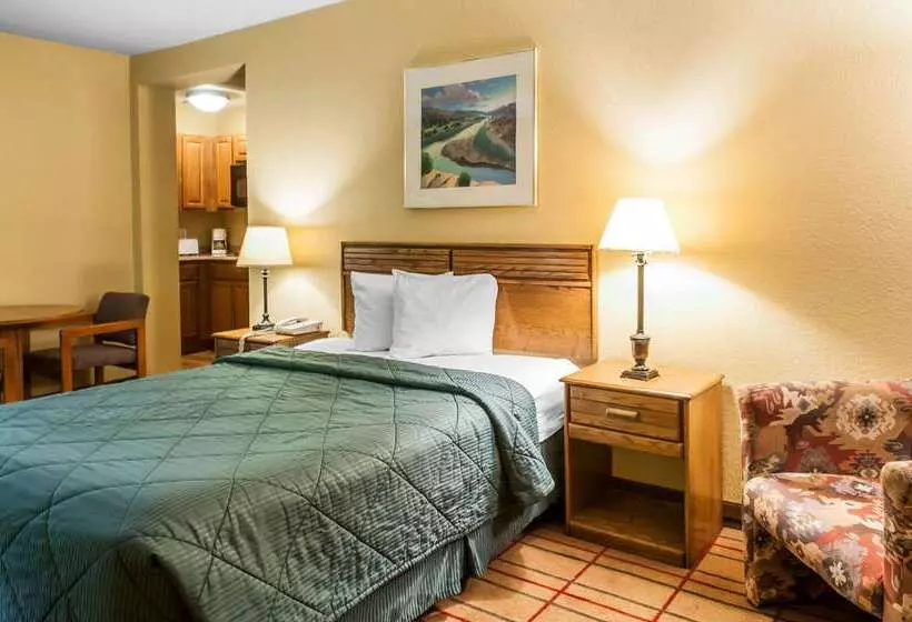 Мотель Rodeway Inn East