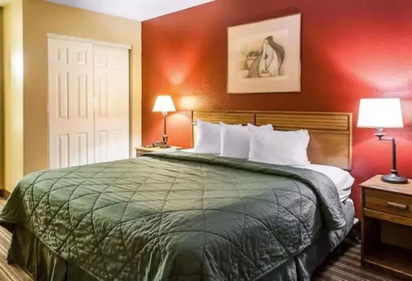 Мотель Rodeway Inn East