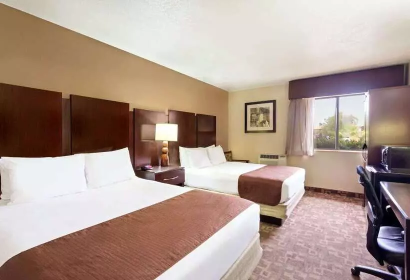 Motel Super 8 By Wyndham Chandler Phoenix