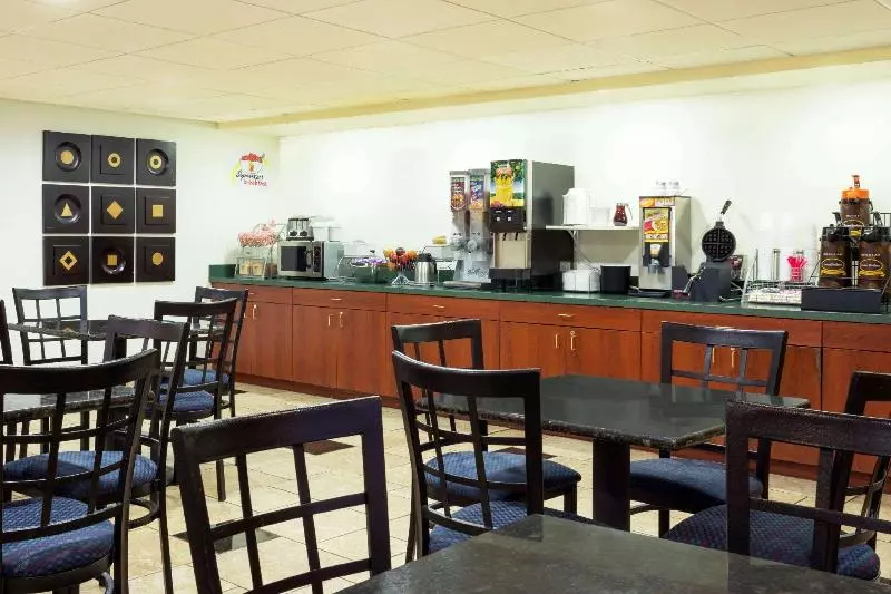 Motel Super 8 By Wyndham Chandler Phoenix