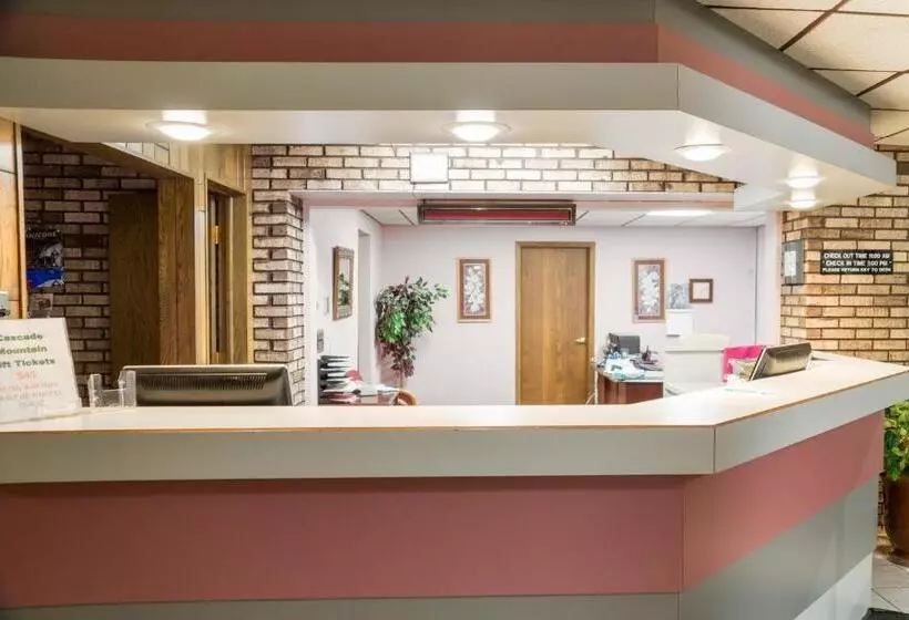 モーテル The Ridge Hotel Portage