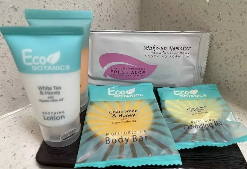 Crossroads Hotel And Huron Event Center