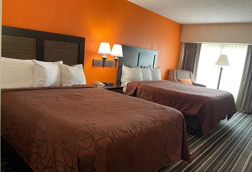 Crossroads Hotel And Huron Event Center