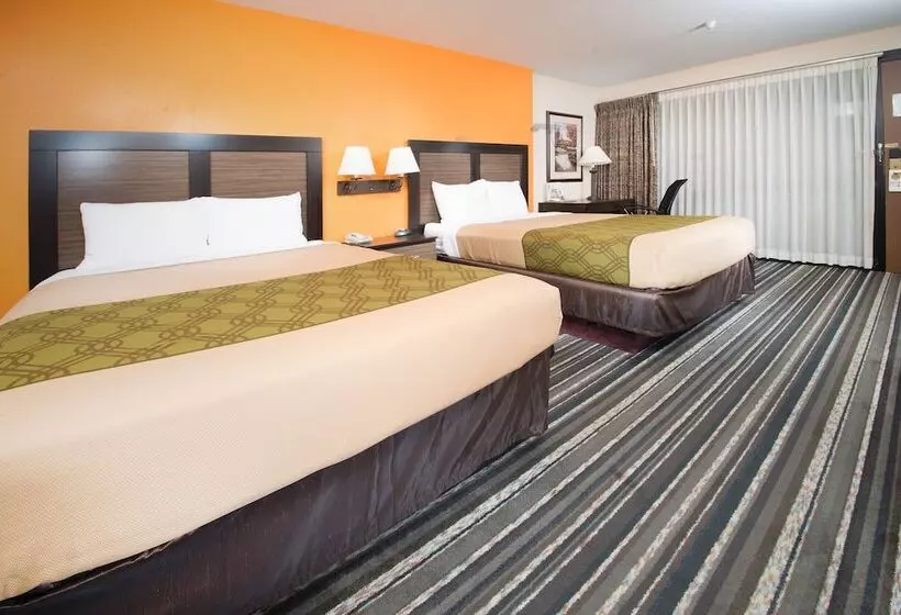 Crossroads Hotel And Huron Event Center