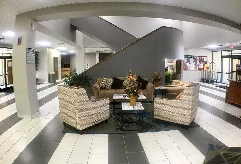 Crossroads Hotel And Huron Event Center