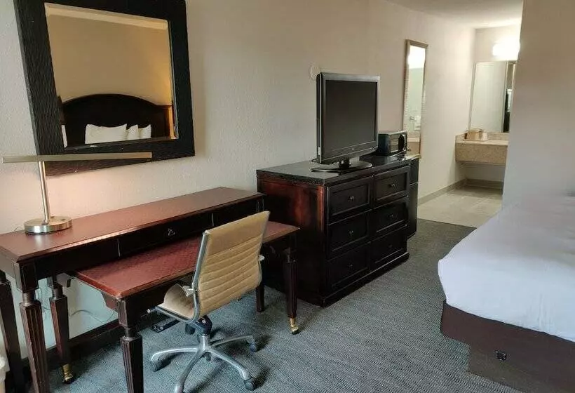 Szálloda Rodeway Inn