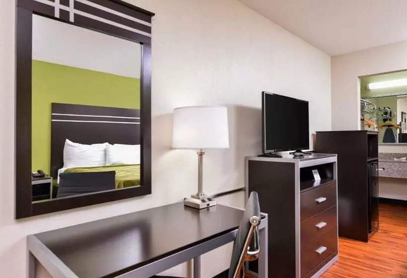 Отель Americas Best Value Inn Nashville Airport S