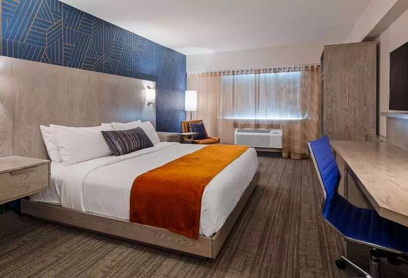 酒店 Best Western Plus Landmark Inn