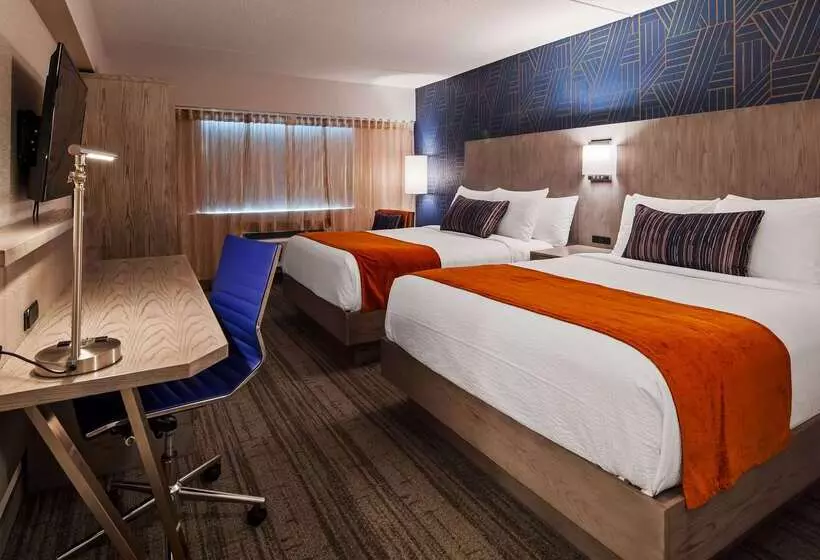 酒店 Best Western Plus Landmark Inn