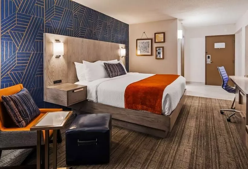 酒店 Best Western Plus Landmark Inn