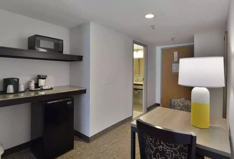 فندق Comfort Inn Gold Coast