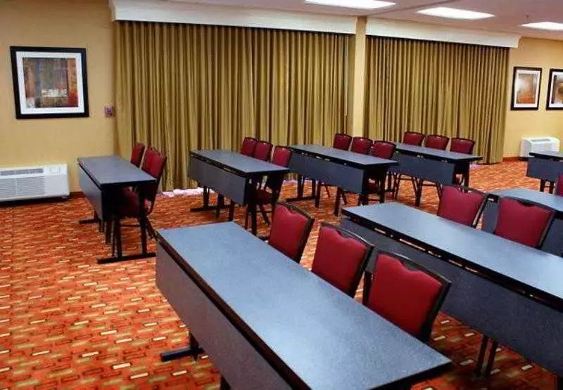 ホテル Courtyard By Marriott Perimeter Center