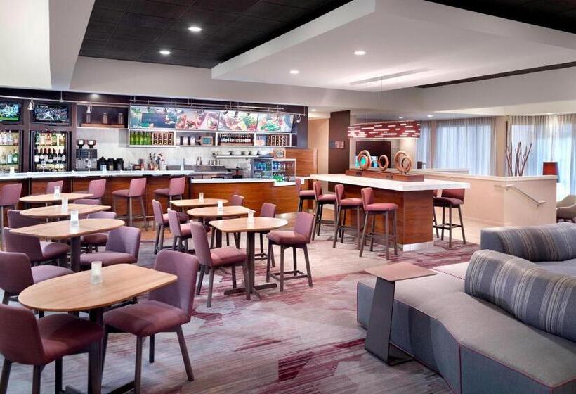 בית מלון כפרי Courtyard By Marriott Atlanta Airport South/sullivan Road