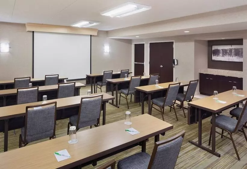 هتل Courtyard By Marriott Tarrytown Westchester County