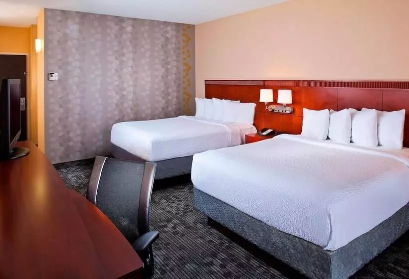 ホテル Courtyard By Marriott Charlottesville