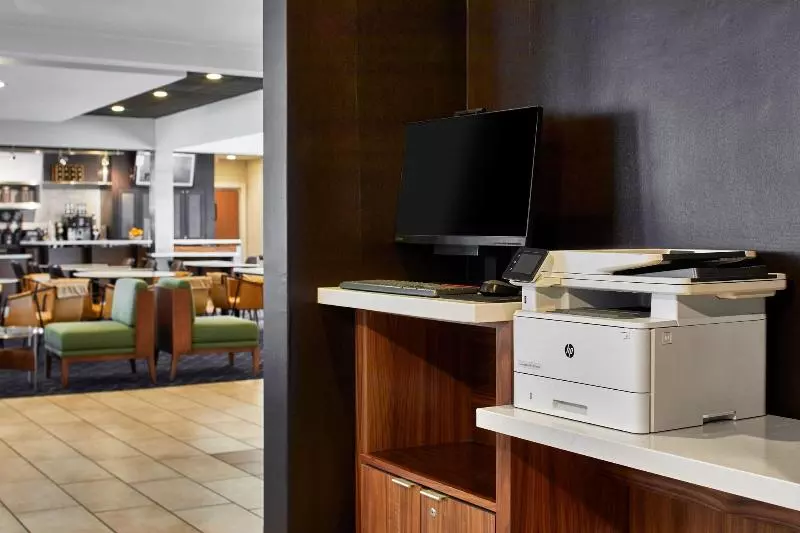 Hotel Courtyard By Marriott Memphis Airport