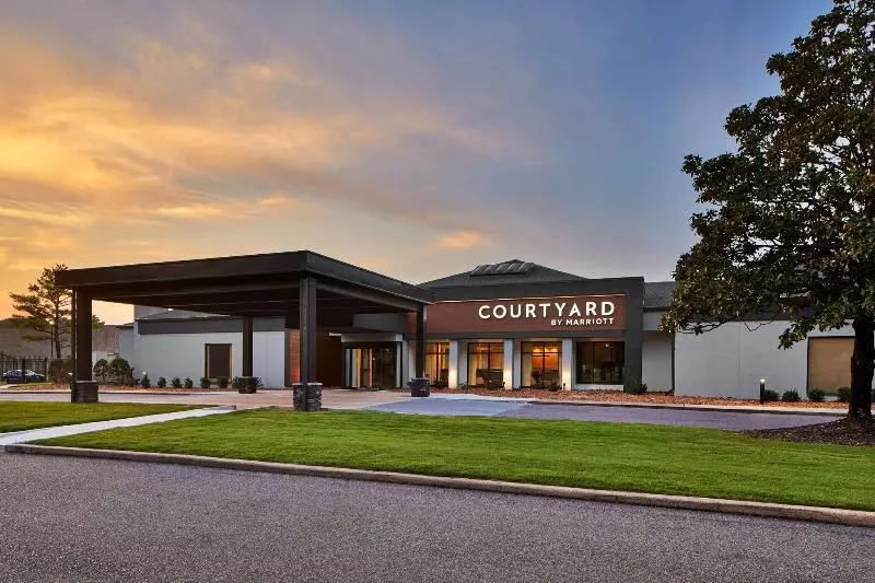 Hotel Courtyard By Marriott Memphis Airport