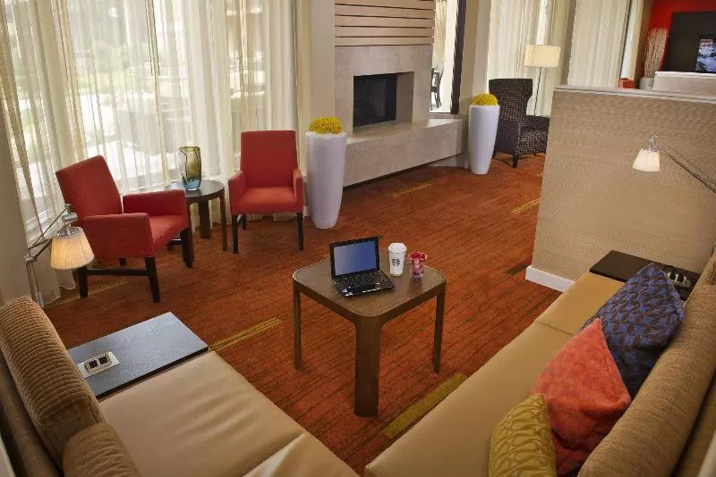 호텔 Courtyard By Marriott New Carrollton Landover