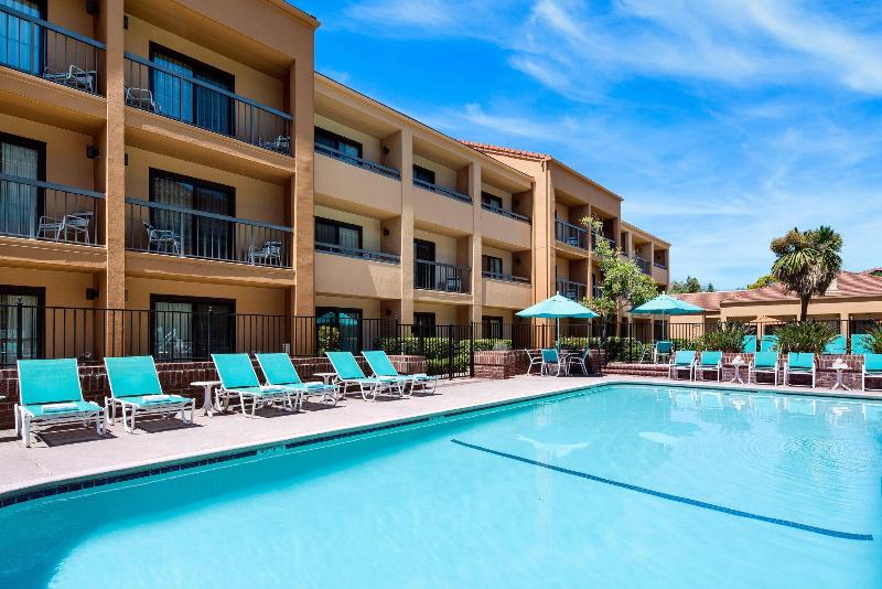 Отель Courtyard San Jose Cupertino