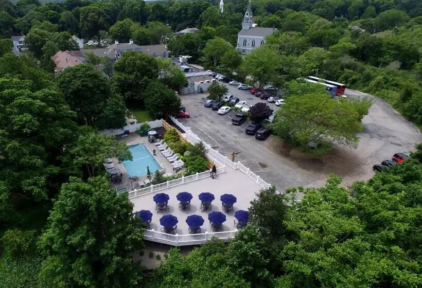 Otel Dan'l Webster Inn And Spa