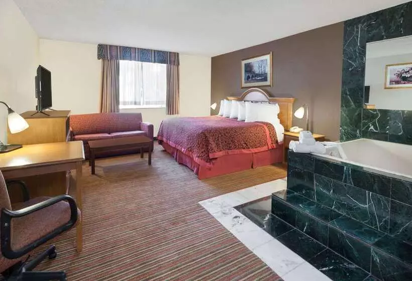 Отель Days Inn By Wyndham Albion