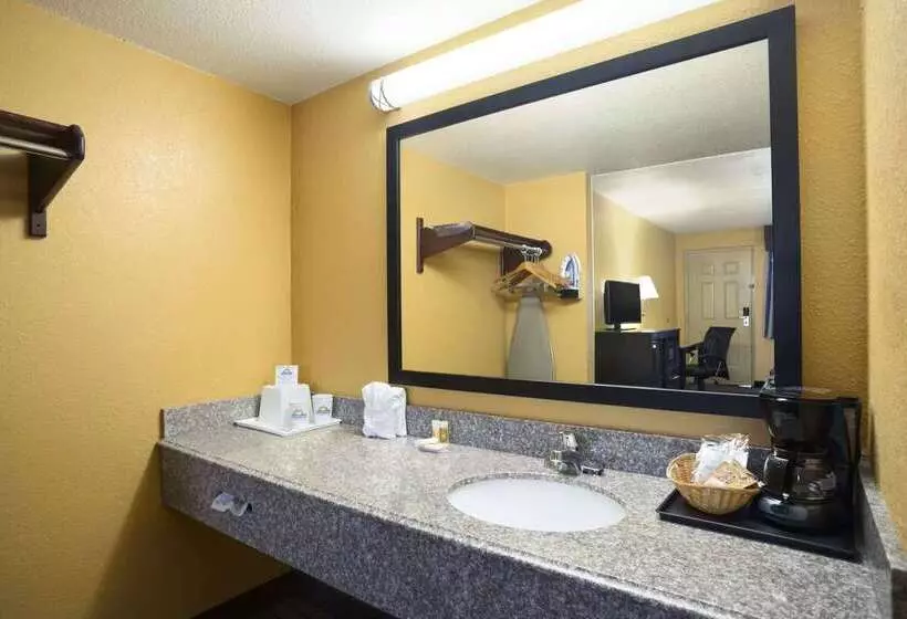 فندق Days Inn By Wyndham Conway