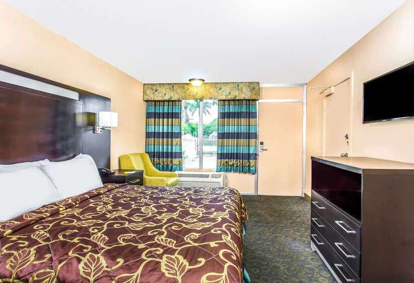 هتل Days Inn By Wyndham Fort Lauderdale Airport Cruise Port