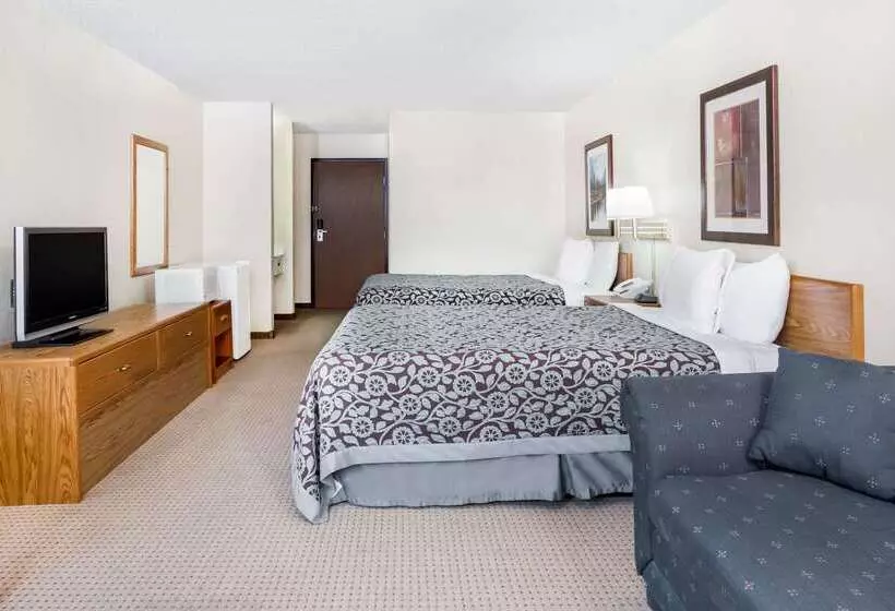 فندق Days Inn By Wyndham Iron Mountain