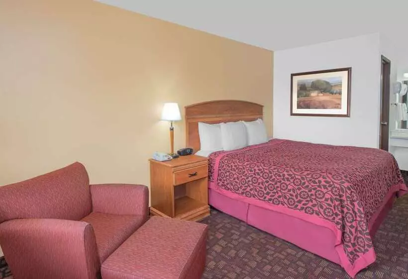 호텔 Days Inn By Wyndham Kingdom City