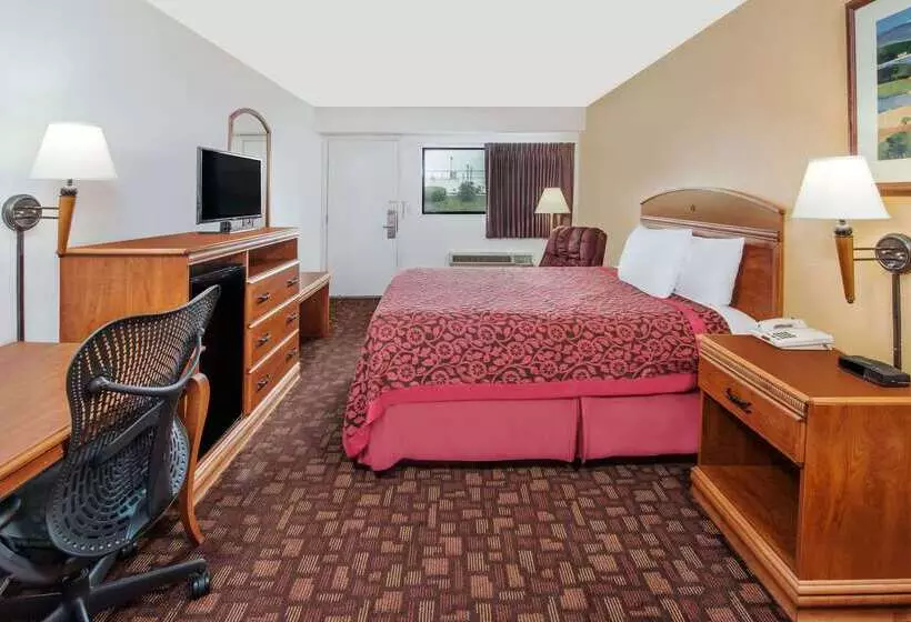 호텔 Days Inn By Wyndham Kingdom City