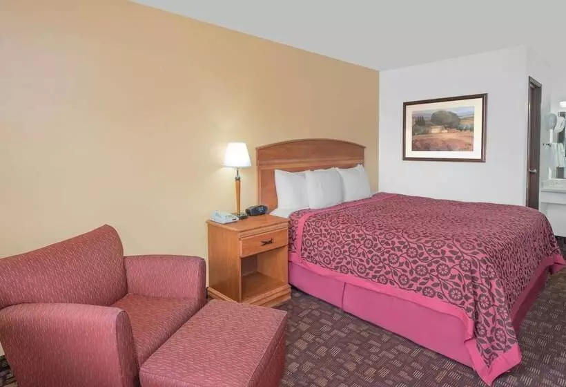 호텔 Days Inn By Wyndham Kingdom City