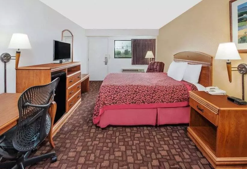 호텔 Days Inn By Wyndham Kingdom City