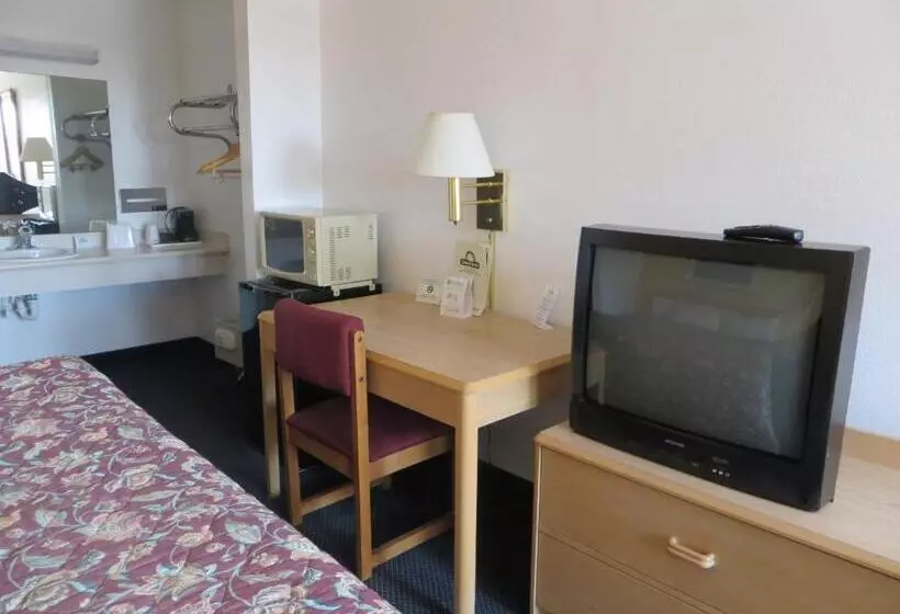 호텔 Days Inn By Wyndham Kingdom City