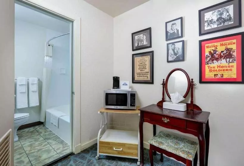 Hotelli Days Inn By Wyndham Natchez