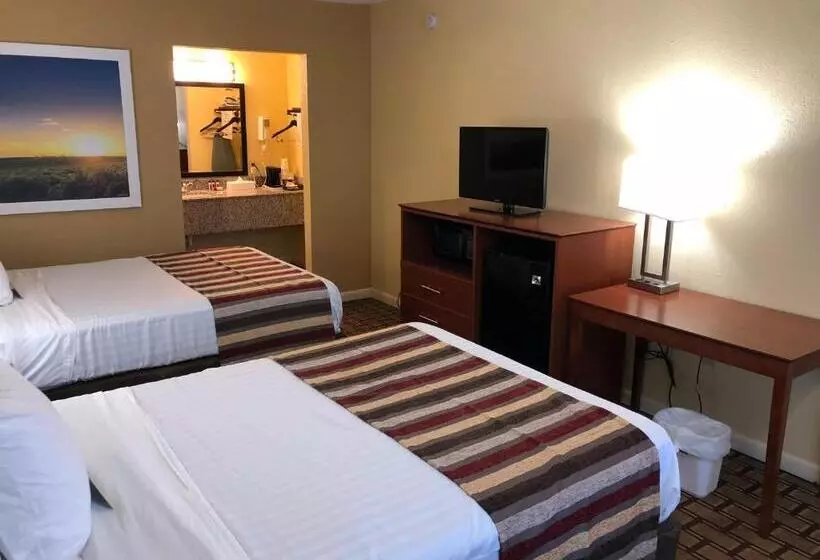 Hotelli Days Inn By Wyndham Natchez