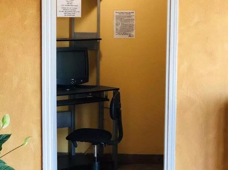 فندق Executive Inn & Suites Prescott