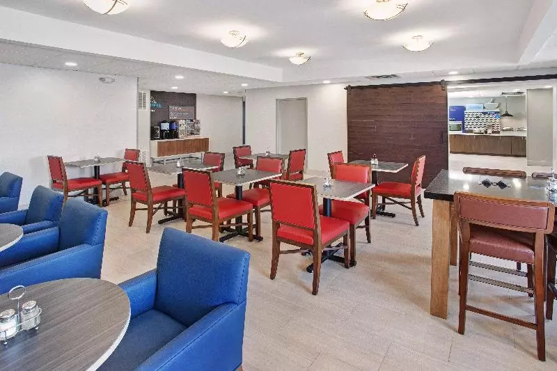 酒店 Holiday Inn Express Exton   Great Valley, An Ihg