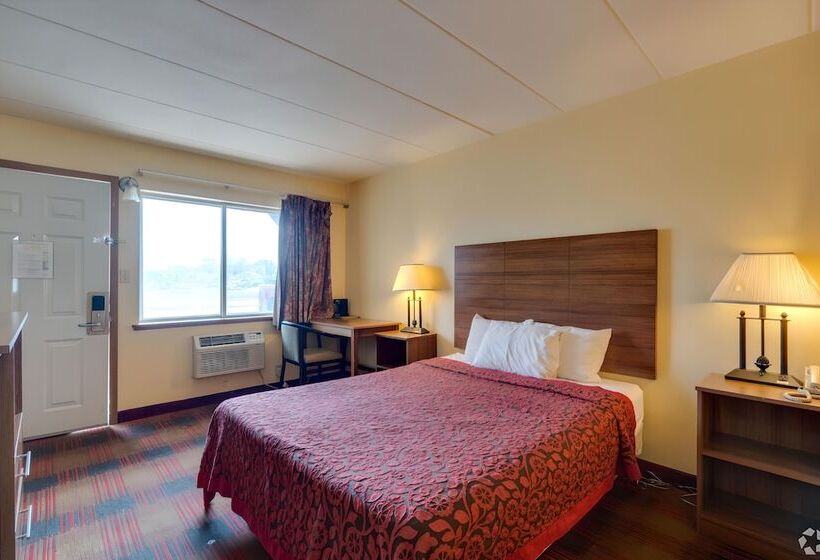 فندق I 80 Inn & Suites