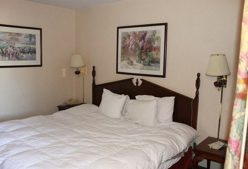 فندق I 80 Inn & Suites