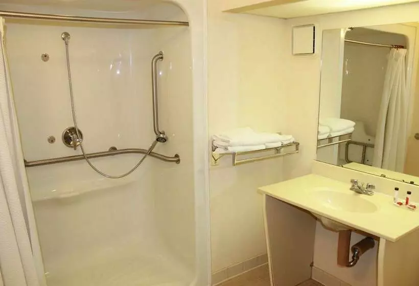 酒店 I 80 Inn & Suites