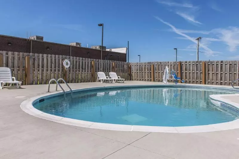 בית מלון כפרי Quality Inn