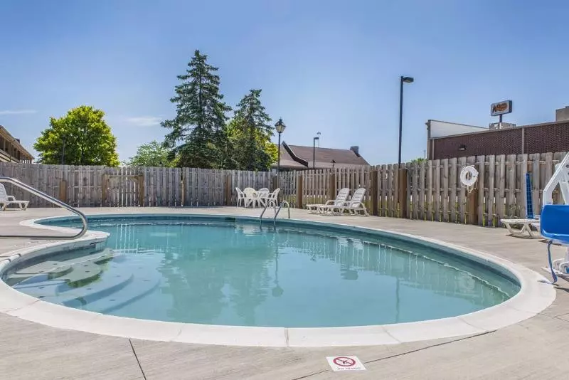 בית מלון כפרי Quality Inn