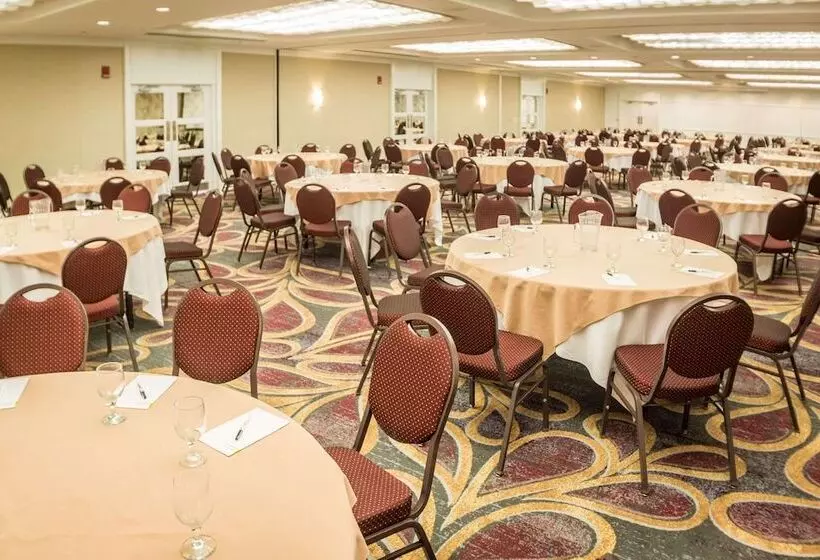 Radisson Hotel Corning