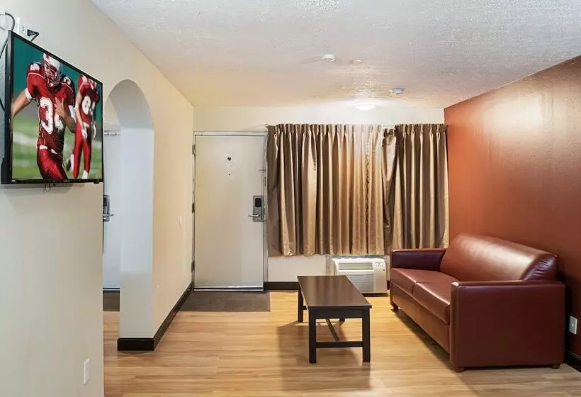 Отель Red Roof Inn Indianapolis East